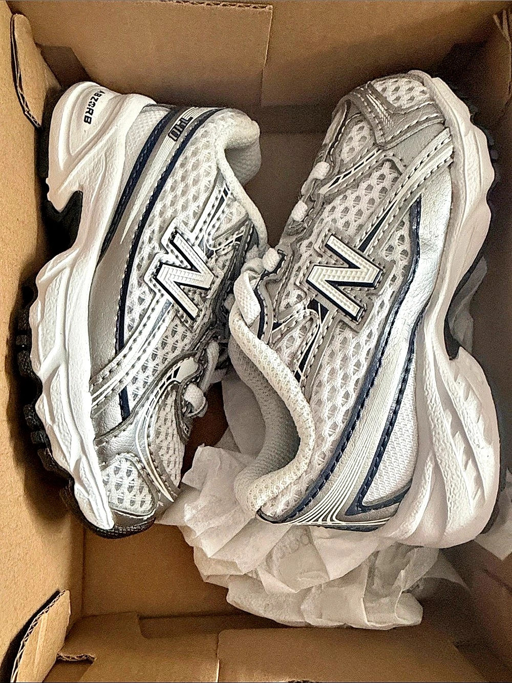 New Balance 740 Bungee Lace Sneakers White & Blue US 4